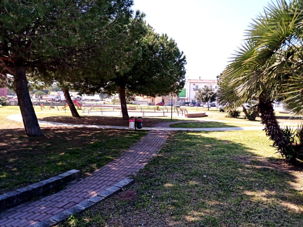 Casa Vacanze Tre Stelle Termoli Bagian luar foto